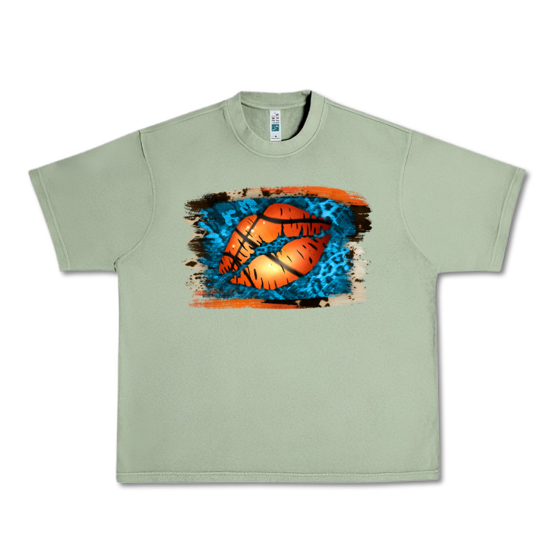 Basketball Lips Urban Heavy Tee by Jasminsmagicworld | Teevron
