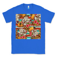 True Royal western cow with hay and flowers seamless pattern Classic Tee - FaDigitalArtStudio
