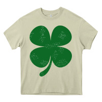 Mossy distressed green four leaf clover Heavy Core Tee - artisFamous