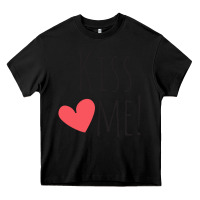 Black Kiss Me Heavy Core Tee - artisFamous