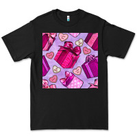Black valentines day gift box and cookie seamless pattern Premium Tee - BundleAndBundleShop
