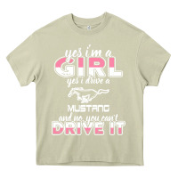 Mossy mustang i m a girl who drives a mustang Heavy Core Tee - artisFamous