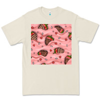 Bone valentines day strawberries in cream seamless pattern Premium Tee - BundleAndBundleShop