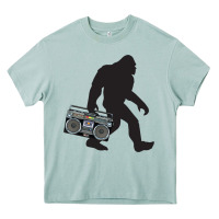 Arona bigfoot beatbox boom box retro   bigfoot boom box Heavy Core Tee - DesigneFamous