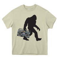 Mossy bigfoot beatbox boom box retro   bigfoot boom box Heavy Core Tee - DesigneFamous