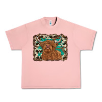 Salmon highland cow western background Urban Heavy Tee - RanaPortraitStore