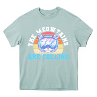 Arona skiing t  shirt ski goggles cat the meowtains are calling skier winter Heavy Core Tee - linhVisuals