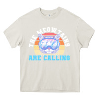 Cream skiing t  shirt ski goggles cat the meowtains are calling skier winter Heavy Core Tee - linhVisuals