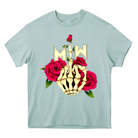 Arona motionless in white Heavy Core Tee - linhVisuals