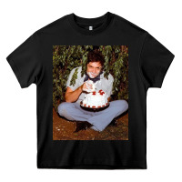 Black johnny cash eating cake in a bush Heavy Core Tee - linhVisuals