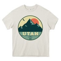 Cream utah retro mountain badge Heavy Core Tee - linhVisuals