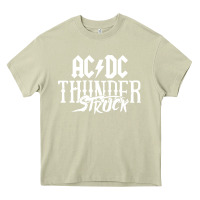 Mossy the thunderstruck Heavy Core Tee - linhVisuals