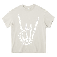 Cream rock on skeleton hand Heavy Core Tee - linhVisuals