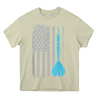 Mossy throwing darts   vintage usa american flag for dart players t shirt Heavy Core Tee - linhVisuals