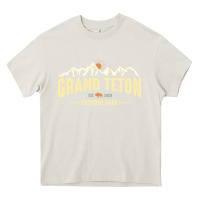 Cream grand teton national park est 1929 vinage wyoming mountains graphic Heavy Core Tee - linhVisuals