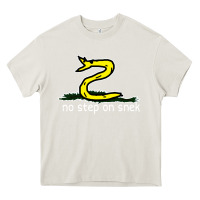 Cream no step on snek Heavy Core Tee - linhVisuals