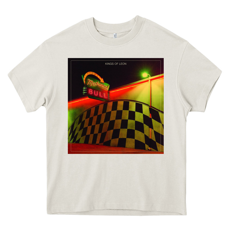 Kings Of Leon Mechanical Bull Tour 2022 Heavy Core Tee by linhVisuals | Teevron