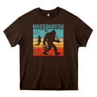 Chocolate Brown bassquatch! funny bigfoot fishing outdoor retro Heavy Core Tee - linhVisuals