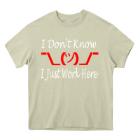 Mossy i don't know i just work here     t shirt Heavy Core Tee - linhVisuals