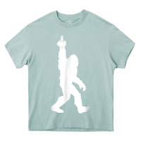 Arona funny bigfoot middle finger for squatch believers t shirt Heavy Core Tee - linhVisuals