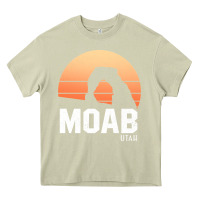 Mossy moab utah arches national park vintage retro outdoor hiking pullover h Heavy Core Tee - linhVisuals