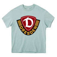 Arona the dynamo dresden Heavy Core Tee - linhVisuals