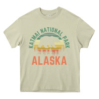 Mossy katmai national park alaska bear hiking travel nature retro pullover h Heavy Core Tee - linhVisuals