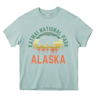 Arona katmai national park alaska bear hiking travel nature retro pullover h Heavy Core Tee - linhVisuals