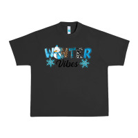 Pigment Black winter vibes Urban Heavy Tee - RanaPortraitStore
