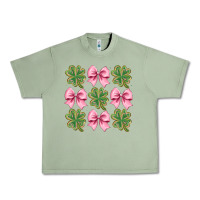 Oil Green clover bow Urban Heavy Tee - CowhideDigitalArt