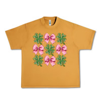 Peanut Butter clover bow Urban Heavy Tee - CowhideDigitalArt
