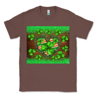 Chestnut st.patricks heart shamrocks glitter Classic Tee - BarkalooDesign