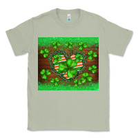 Matcha st.patricks heart shamrocks glitter Classic Tee - BarkalooDesign