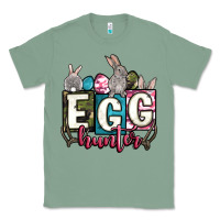 Sage Easter egg hunter Classic Tee - OliviaCreatesArt