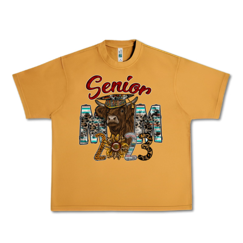 Senior Mom 2023 Urban Heavy Tee by CowhideDigitalArt | Teevron