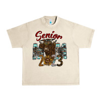 Sandshell Senior Mom 2023 Urban Heavy Tee - CowhideDigitalArt