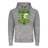 Cloud Rock everybody in the pub getting tipsy artiststas Vintage Hoodie - Artiststas