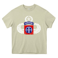 Mossy 82nd Airborne Div Parachutist Wings and Patch - Distressed Heavy Core Tee - baoMotion