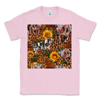 Bubblegum Pink Western Spotted Pig With Sunflowers Seamless Classic Tee - FaDigitalArtStudio