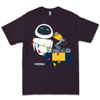 Plum wall e eve christmas light wrap graphic t shirt Premium Tee - artisFamous