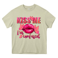Mossy Kiss me i'm so confused Valentine's Day Heavy Core Tee - FaDigitalArtStudio