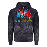 Cloud Black tasted like freedom Vintage Hoodie - RacoonDesign