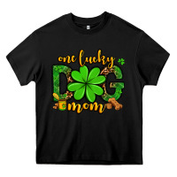Black One lucky dog mom St. Patrick's Heavy Core Tee - OliviaCreatesArt
