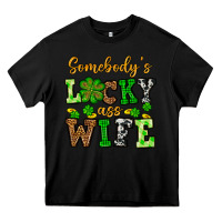 Black St. Patrick's Somebody’s lucky ass wife Heavy Core Tee - OliviaCreatesArt