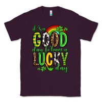 Plum St. Patrick's It's a good day to have a lucky day Classic Tee - OliviaCreatesArt