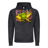 Vintage Black kiss me frog Vintage Hoodie - RacoonDesign