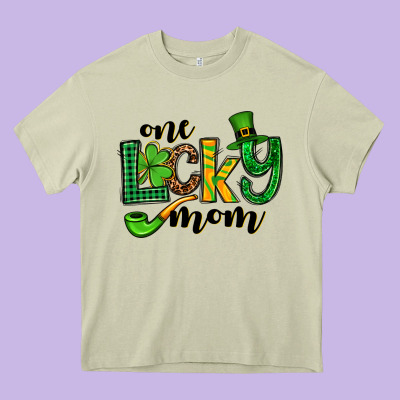 One Lucky Mom St. Patrick's Heavy Core Tee Designed By Oliviacreatesart