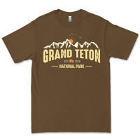 Cacao grand teton national park est 1929 vinage wyoming mountains graphic Premium Tee - linhVisuals