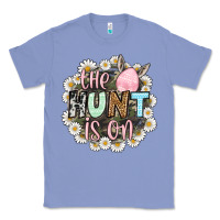 Colony Blue Easter Day The hunt is on Classic Tee - OliviaCreatesArt