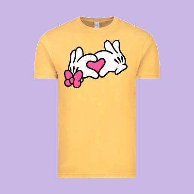 Minnie Mouse Vintage Tee Designed By Cowhidedigitalart